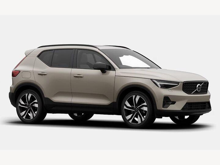 Volvo XC40 2.0 B3 MHEV Ultra Dark DCT Auto Euro 6 (s/s) 5dr