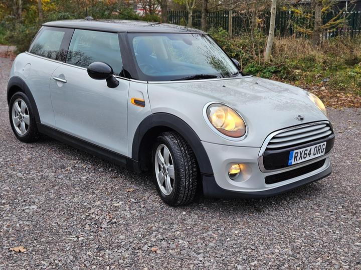 MINI Hatch 1.5 Cooper Auto Euro 6 (s/s) 3dr