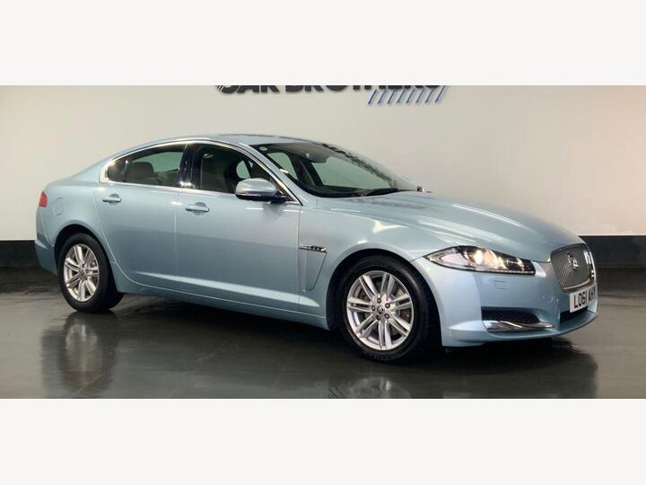 Jaguar XF 2.2d Luxury Auto Euro 5 (s/s) 4dr