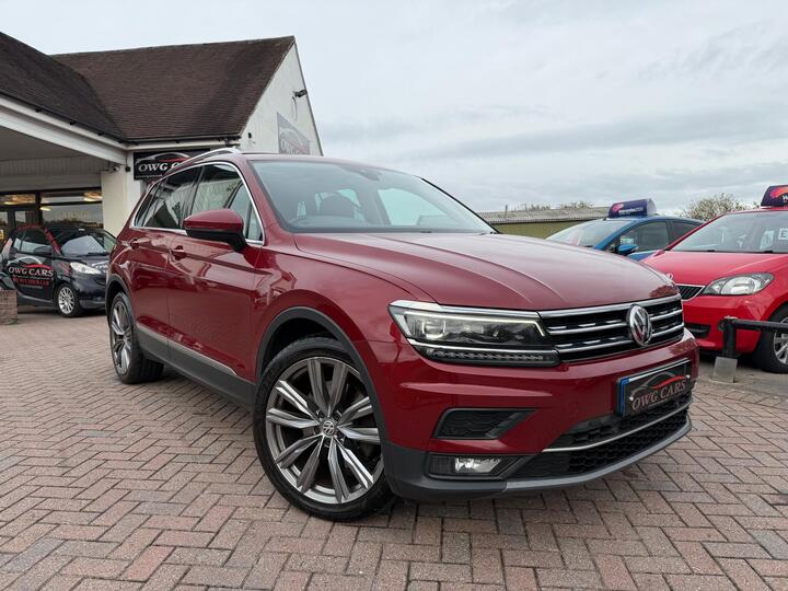 Volkswagen Tiguan 2.0 TDI SEL DSG 4Motion Euro 6 (s/s) 5dr Volkswagen Tiguan 2.0 TDI SEL DSG 4Motion Euro 6 (s/s) 5dr