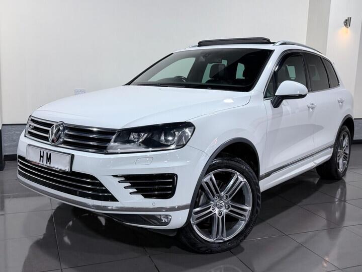 Volkswagen TOUAREG 3.0 TDI V6 BlueMotion Tech R-Line Tiptronic 4WD Euro 6 (s/s) 5dr