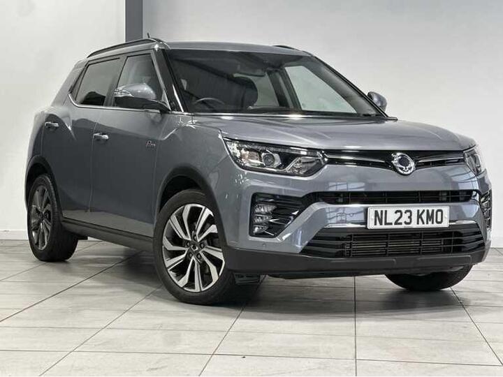 SsangYong TIVOLI HATCHBACK 1.5P Ultimate Nav Euro 6 (s/s) 5dr