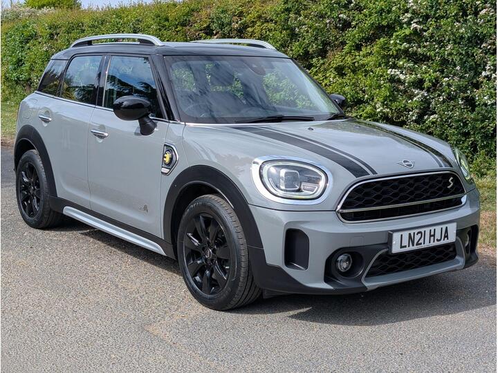 MINI Countryman 1.5 10kWh Cooper SE Classic Auto ALL4 Euro 6 (s/s) 5dr