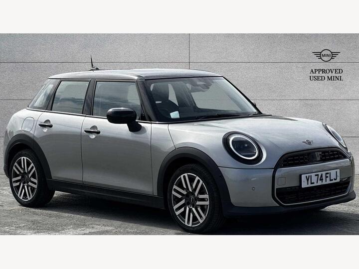 MINI Hatch 1.5C Classic Steptronic Euro 6 (s/s) 5dr