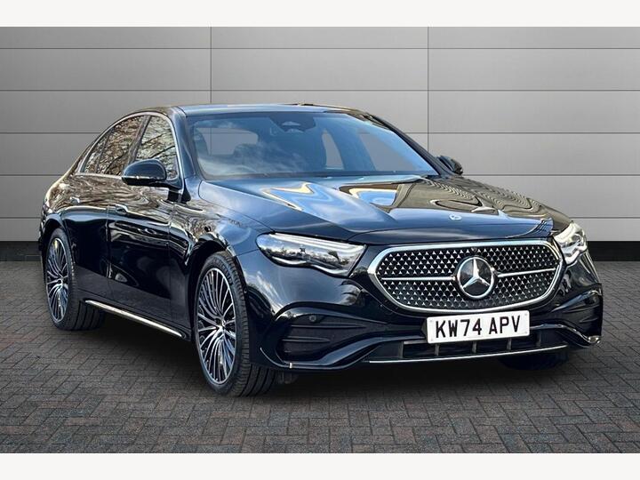 Mercedes-Benz E Class 2.0 E300e 25.4kWh AMG Line (Premium Plus) G-Tronic Euro 6 (s/s) 4dr Mercedes-Benz E Class 2.0 E300e 25.4kWh AMG Line (Premium Plus) G-Tronic Euro 6 (s/s) 4dr