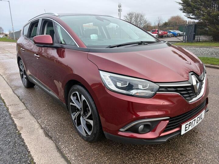Renault GRAND SCENIC 1.5 DCi Signature Nav Euro 6 (s/s) 5dr