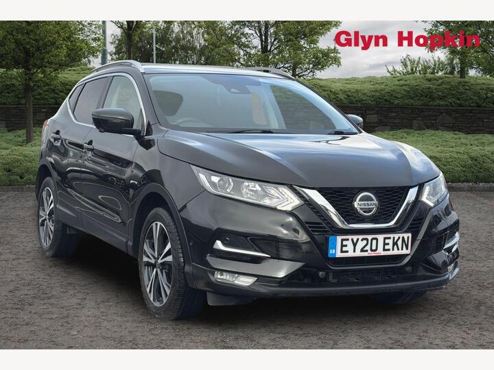 Nissan Qashqai 1.3 DIG-T N-Connecta Euro 6 (s/s) 5dr