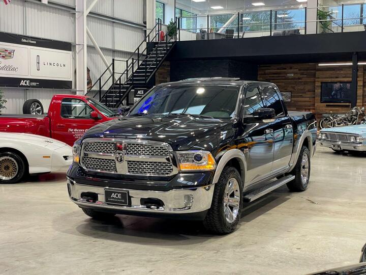 Dodge RAM 1500 Laramie 5.7 L HEMI V8 Auto 4×4 Pickup