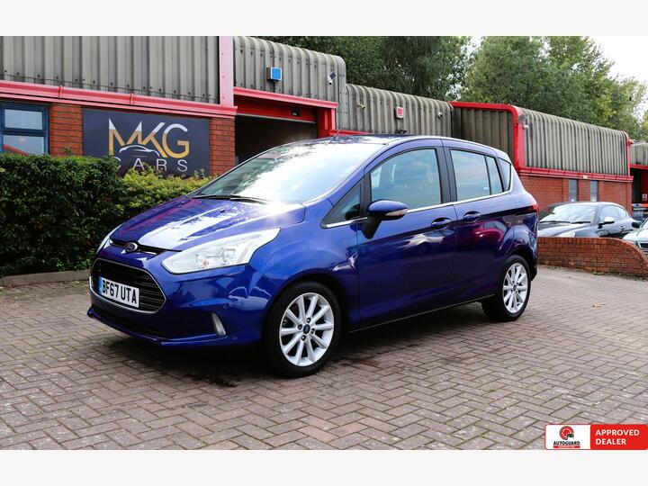 Ford B-Max 1.0T EcoBoost Titanium Navigator Euro 6 5dr