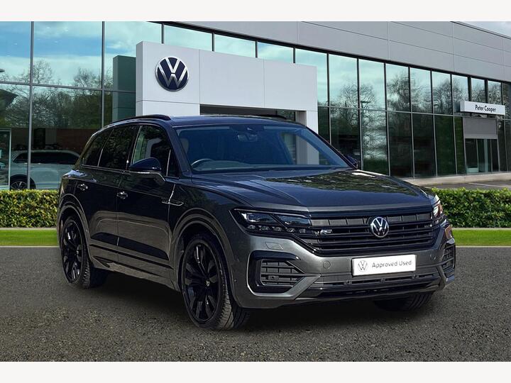 Volkswagen Touareg 3.0 TDI V6 Black Edition Tiptronic 4Motion Euro 6 (s/s) 5dr