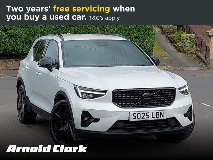 Volvo XC40 2.0 B3 MHEV Plus Black Edition DCT Auto Euro 6 (s/s) 5dr