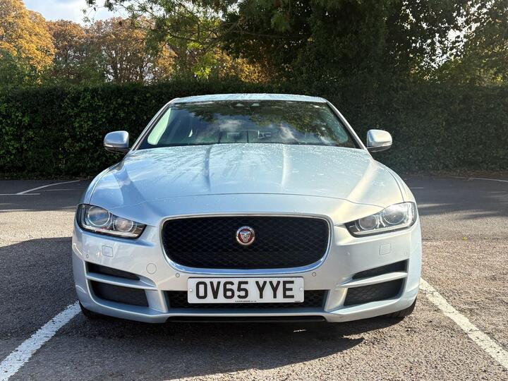 Jaguar XE 2.0d Portfolio Auto Euro 6 (s/s) 4dr