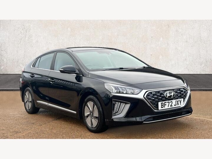 Hyundai IONIQ 1.6 H-GDi Premium DCT Euro 6 (s/s) 5dr Hyundai IONIQ 1.6 H-GDi Premium DCT Euro 6 (s/s) 5dr