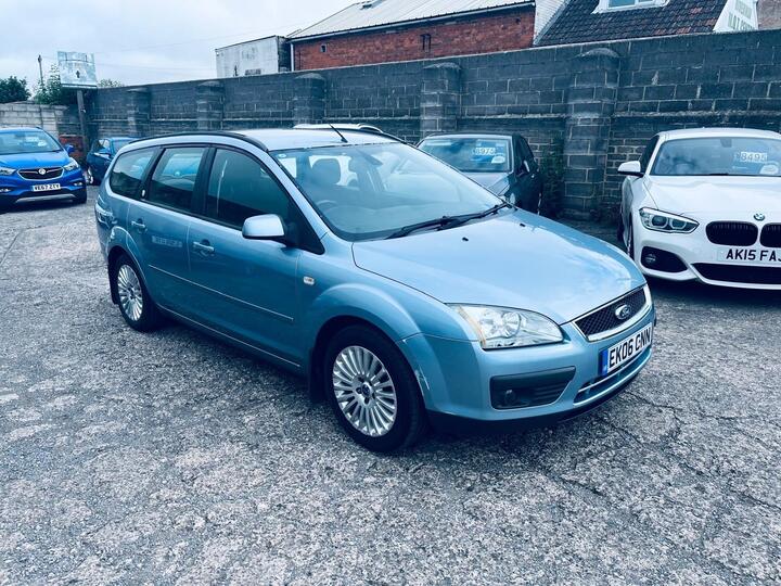 Ford Focus 2.0 TDCi DPF Ghia 5dr