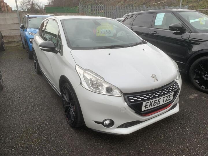 Peugeot 208 1.6 THP GTi 30th Euro 6 (s/s) 3dr Peugeot 208 1.6 THP GTi 30th Euro 6 (s/s) 3dr