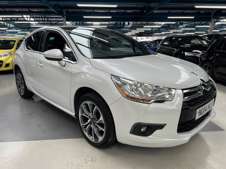 Citroen DS4 1.6 E-HDi Airdream DStyle Euro 5 (s/s) 5dr Citroen DS4 1.6 E-HDi Airdream DStyle Euro 5 (s/s) 5dr