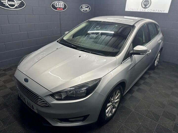 Ford Focus 1.0T EcoBoost Titanium Euro 6 (s/s) 5dr