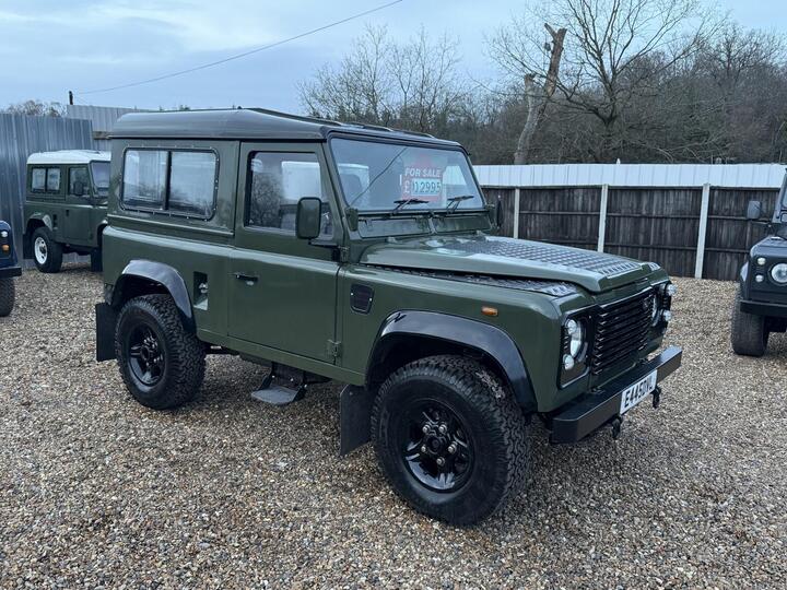 Land Rover DEFENDER 90 2.5 TDi Station Wagon SWB (7 Seats)