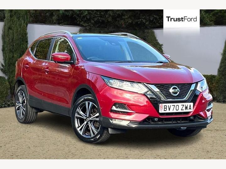 Nissan Qashqai 1.7 DCi N-Connecta Euro 6 (s/s) 5dr