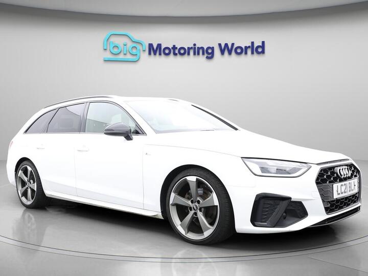 Audi A4 Avant 2.0 TDI 30 Black Edition S Tronic Euro 6 (s/s) 5dr