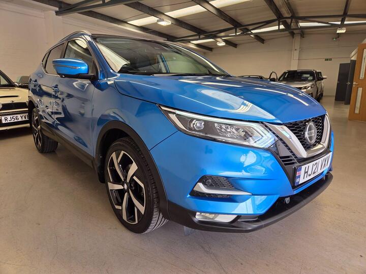 Nissan Qashqai 1.3 DIG-T N-Motion Euro 6 (s/s) 5dr