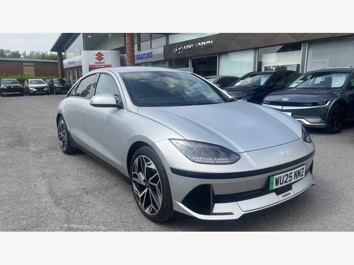 Hyundai IONIQ 6 77.4kWh Premium Auto 4dr Hyundai IONIQ 6 77.4kWh Premium Auto 4dr