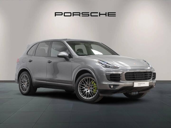 Porsche Cayenne 3.0 V6 E-Hybrid S TiptronicS 4WD Euro 6 (s/s) 5dr