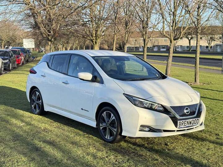 Nissan Leaf 40kWh N-Connecta Auto 5dr