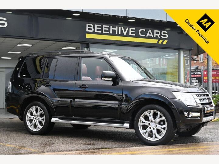 Mitsubishi SHOGUN 3.2 DI-DC SG5 Auto 4WD Euro 6 5dr LWB Mitsubishi SHOGUN 3.2 DI-DC SG5 Auto 4WD Euro 6 5dr LWB