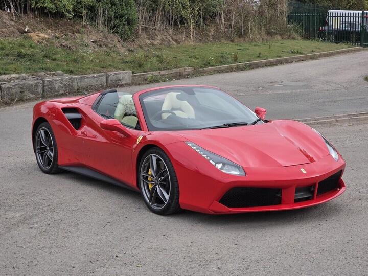 Ferrari 488 3.9T V8 Spider F1 DCT Euro 6 (s/s) 2dr Ferrari 488 3.9T V8 Spider F1 DCT Euro 6 (s/s) 2dr