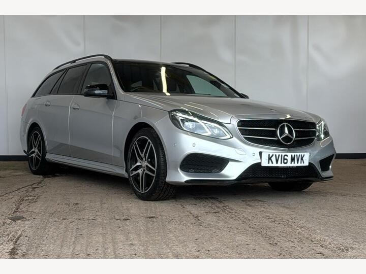 Mercedes-Benz E-CLASS 3.0 E350 V6 BlueTEC AMG Night Edition (Premium) G-Tronic+ Euro 6 (s/s) 5dr Mercedes-Benz E-CLASS 3.0 E350 V6 BlueTEC AMG Night Edition (Premium) G-Tronic+ Euro 6 (s/s) 5dr
