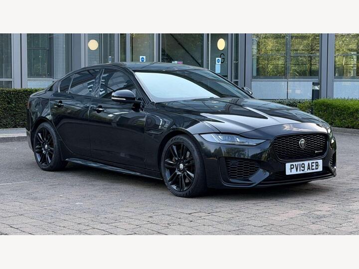 Jaguar XE 2.0 P250i R-Dynamic SE Auto Euro 6 (s/s) 4dr