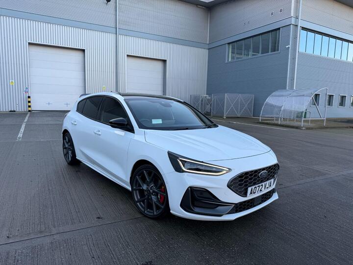 Ford Focus 2.3T EcoBoost ST Euro 6 (s/s) 5dr