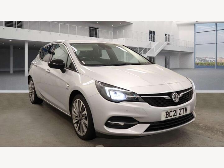 Vauxhall ASTRA 1.2 Turbo Griffin Edition Euro 6 (s/s) 5dr Vauxhall ASTRA 1.2 Turbo Griffin Edition Euro 6 (s/s) 5dr