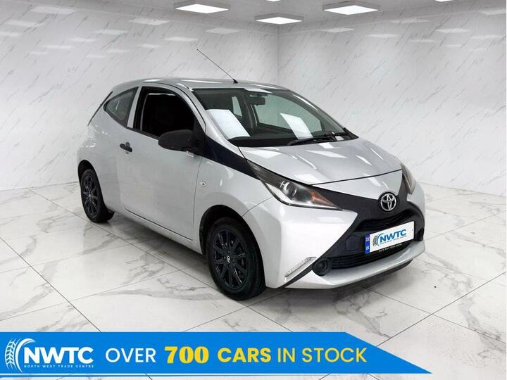 Toyota AYGO 1.0 VVT-i X Euro 5 3dr Euro 5