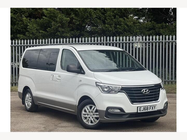 Hyundai I800 2.5 CRDi SE Nav Auto Euro 6 5dr Hyundai I800 2.5 CRDi SE Nav Auto Euro 6 5dr