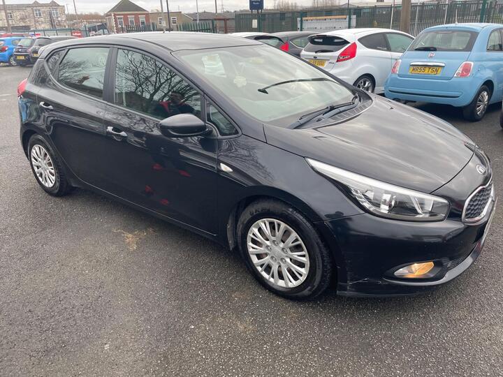 Kia Ceed 1.4 CRDi 1 Euro 5 5dr