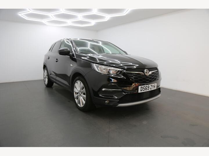 Vauxhall Grandland X 1.2 Turbo Elite Nav Euro 6 (s/s) 5dr Vauxhall Grandland X 1.2 Turbo Elite Nav Euro 6 (s/s) 5dr