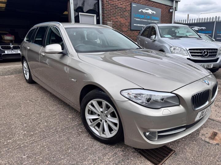 BMW 5 Series 2.0 520d SE Touring Steptronic Euro 5 5dr BMW 5 Series 2.0 520d SE Touring Steptronic Euro 5 5dr