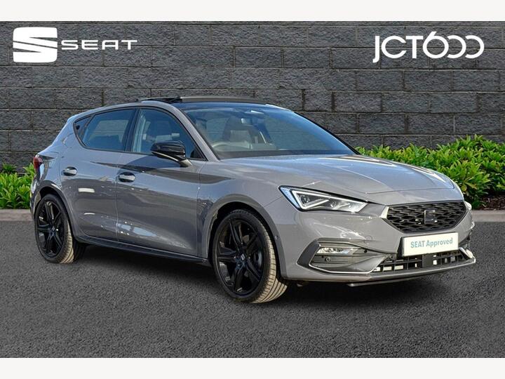 SEAT Leon 1.5 ETSI MHEV FR Black Edition DSG Euro 6 (s/s) 5dr