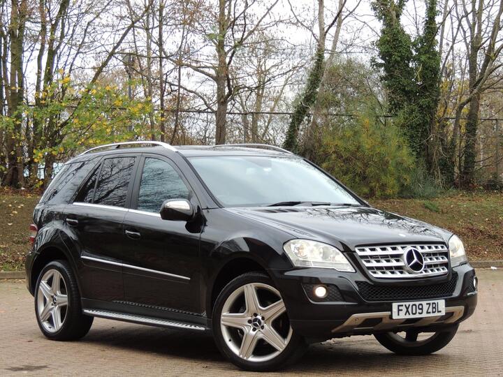 Mercedes-Benz M Class 3.0 ML320 CDI V6 Sport Tiptronic 4WD Euro 4 5dr