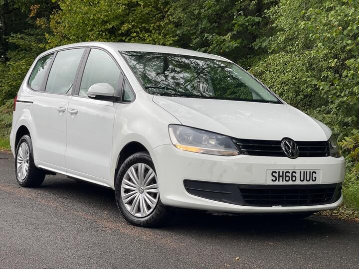 Volkswagen Sharan 2.0 TDI BlueMotion Tech S DSG Euro 6 (s/s) 5dr Volkswagen Sharan 2.0 TDI BlueMotion Tech S DSG Euro 6 (s/s) 5dr