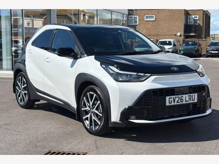 Toyota Aygo X 1.5h GR SPORT CVT Euro 6 (s/s) 5dr