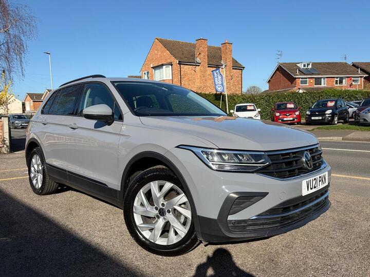 Volkswagen Tiguan 1.5 TSI Life Euro 6 (s/s) 5dr