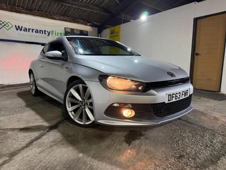 Volkswagen Scirocco 2.0 TDI BlueMotion Tech R-Line DSG Euro 5 (s/s) 3dr (Leather, Nav) Volkswagen Scirocco 2.0 TDI BlueMotion Tech R-Line DSG Euro 5 (s/s) 3dr (Leather, Nav)