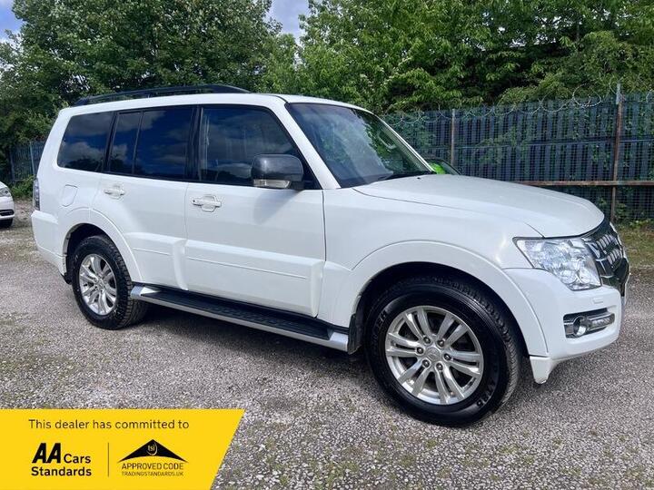 Mitsubishi Shogun 3.2 DI-DC SG3 Auto 4WD Euro 6 5dr LWB Mitsubishi Shogun 3.2 DI-DC SG3 Auto 4WD Euro 6 5dr LWB