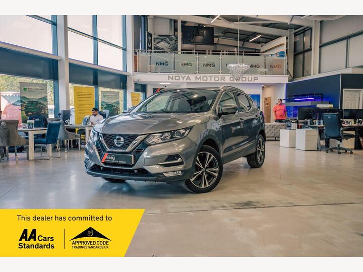 Nissan QASHQAI 1.3 DIG-T N-Connecta Euro 6 (s/s) 5dr