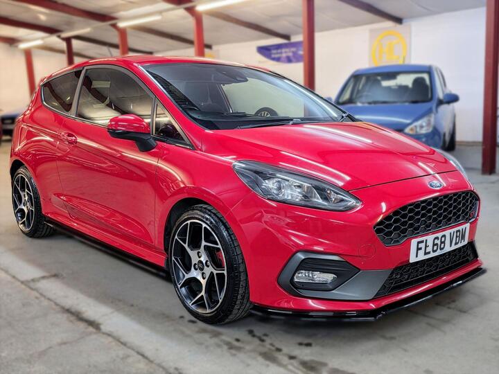 Ford Fiesta 1.5T EcoBoost ST-2 Euro 6 3dr Ford Fiesta 1.5T EcoBoost ST-2 Euro 6 3dr