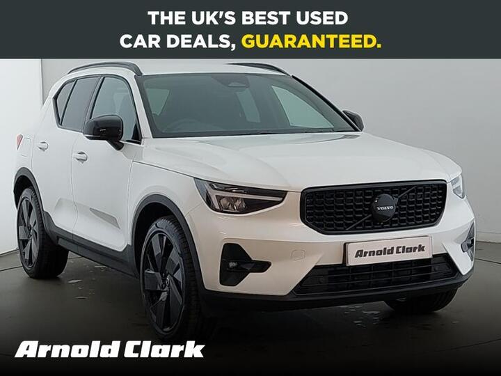 Volvo XC40 2.0 B3 MHEV Plus Black Edition DCT Auto Euro 6 (s/s) 5dr