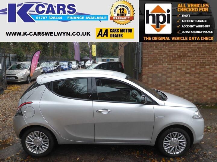 Chrysler Ypsilon 1.2 Gold Euro 6 5dr